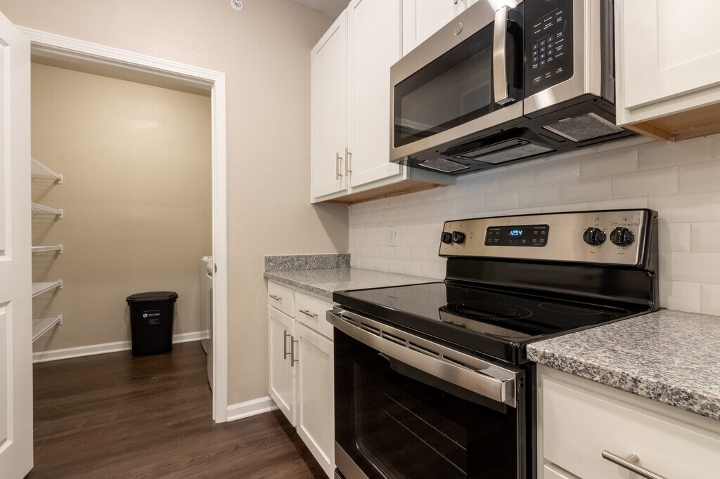 Lakewood Station Apartments in Phenix City, AL