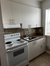 4152 SW 13th St, Unit 7 in Miami, FL - Building Photo - Building Photo