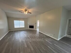 158 Doris Meadow Cove in Collierville, TN - Building Photo - Building Photo