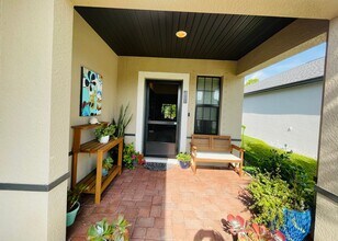 15321 Mille Fiore Blvd in Port Charlotte, FL - Building Photo - Building Photo