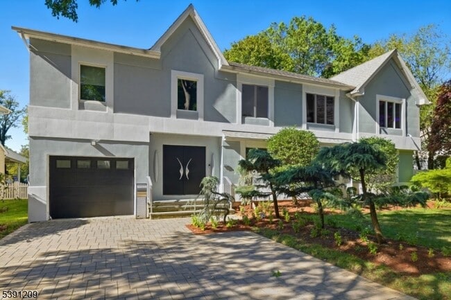 property at 827 Alden Rd