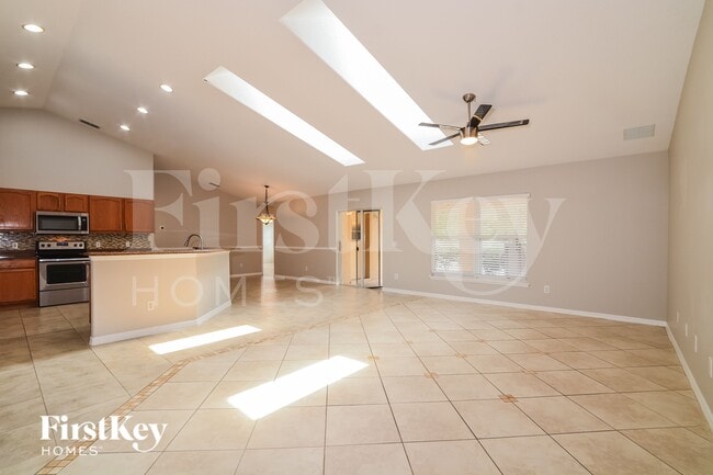 13219 Lakewind Dr in Clermont, FL - Building Photo - Building Photo