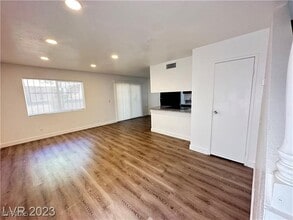 5167 Greene Ln in Las Vegas, NV - Building Photo - Building Photo