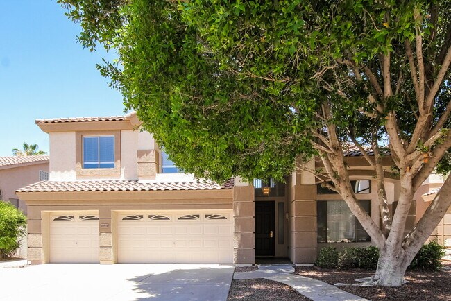 property at 6904 W Jackrabbit Ln
