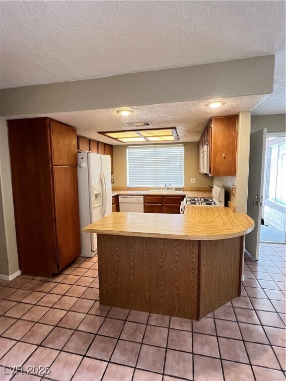 6705 W Megan Ave in Las Vegas, NV - Building Photo - Building Photo