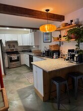 361 S Winooski Ave, Unit #3 in Burlington, VT - Foto de edificio - Building Photo