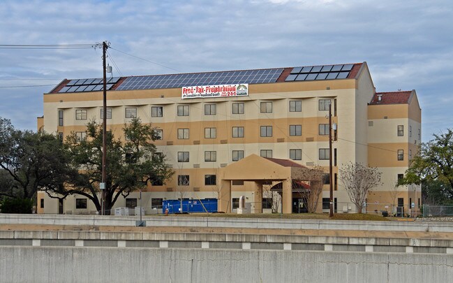 Skyline Terrace in Austin, TX - Foto de edificio - Building Photo
