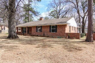 3222 Main St in Texarkana, TX - Building Photo - Building Photo