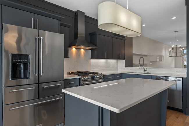 property at 1027 S Main St