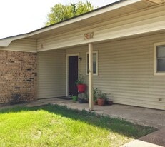 3617 Choctaw St in Bryan, TX - Building Photo