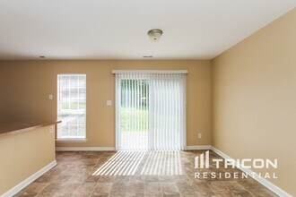 5407 River Falls Dr in Charlotte, NC - Building Photo - Building Photo