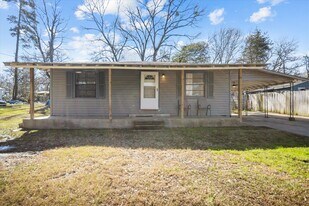 1504 May St in Lufkin, TX - Building Photo