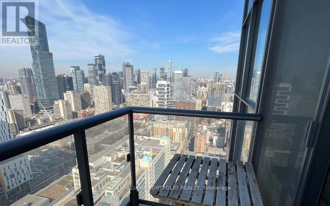 159-3159 Dundas St E in Toronto, ON - Building Photo