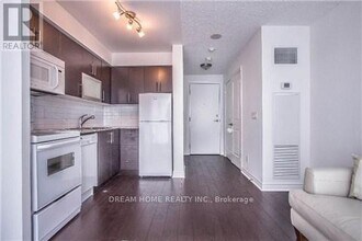 50 Town Centre Court in Toronto, ON - Building Photo - Building Photo