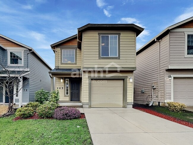 property at 465 Donna Dr