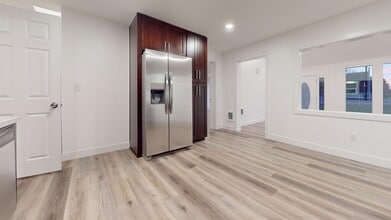 16702 SE 1st St in Vancouver, WA - Building Photo - Building Photo