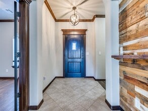 17400 White Hawk Dr in Edmond, OK - Building Photo - Building Photo