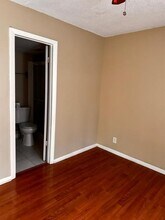 8450 Lagos De Campo Blvd in Tamarac, FL - Building Photo - Building Photo