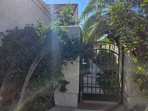 1742 Hermosita Dr in San Marcos, CA - Building Photo - Building Photo