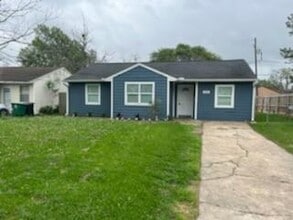 12424 Yancy Dr in Houston, TX - Building Photo - Building Photo