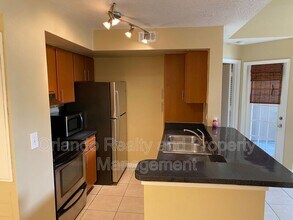 405 Fountainhead Cir in Kissimmee, FL - Building Photo - Building Photo