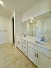 3471 Hoop Wood Dr in Manteca, CA - Building Photo - Building Photo