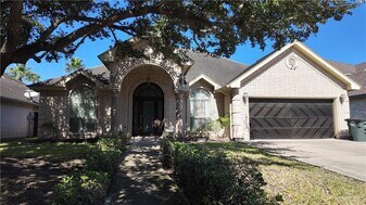 20 San Rodrigo in Mission, TX - Building Photo