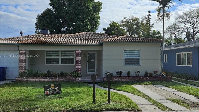 property at 1003 N 17th Ave