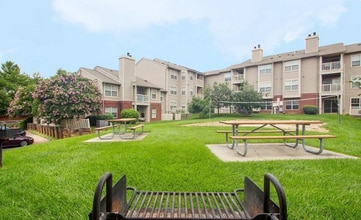 1702 Ascot Way, Unit 1702 Ascot Way in Reston, VA - Foto de edificio - Building Photo