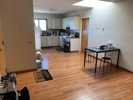 1066 Commonwealth Ave, Unit 702 in Boston, MA - Building Photo