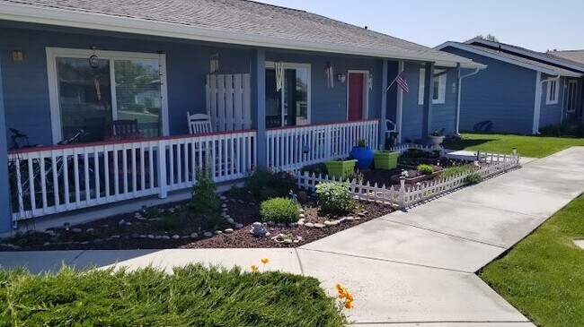 310 Klickitat St in Umatilla, OR - Building Photo - Building Photo