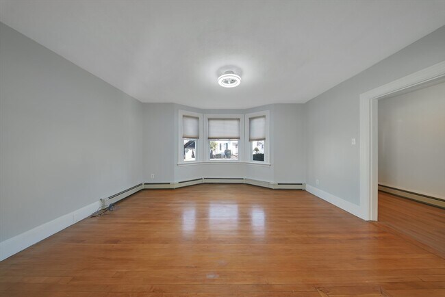 85 Kemper St in Quincy, MA - Building Photo - Building Photo