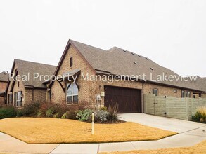 400 Sunflower Ave in Argyle, TX - Building Photo - Building Photo