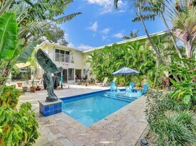 814 SE 13th St, Unit 4 in Fort Lauderdale, FL - Building Photo