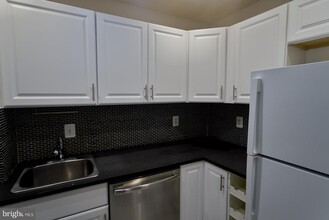 301 I St SW in Washington, DC - Building Photo - Building Photo