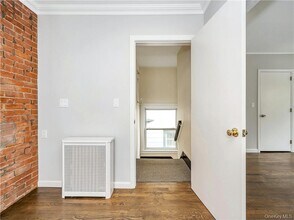 91 Parkway Rd in Bronxville, NY - Building Photo - Building Photo