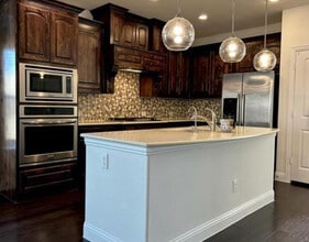2665 Shadow Glen Dr in Little Elm, TX - Building Photo - Building Photo