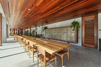 Kaya in San Diego, CA - Foto de edificio - Building Photo