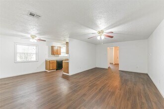 12002 Palmcroft St in Houston, TX - Building Photo - Building Photo