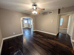 1965 Kingsley Dr in Beaumont, TX - Building Photo - Building Photo