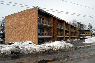 750 River Dr Apartments