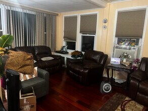 16134 84th Ave in Jamaica, NY - Building Photo - Building Photo