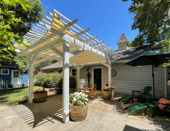 6605 Shady Lake Ln in Granite Bay, CA - Building Photo - Building Photo