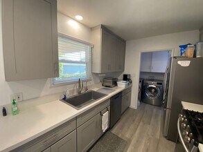 432 Washington St in El Segundo, CA - Building Photo - Building Photo