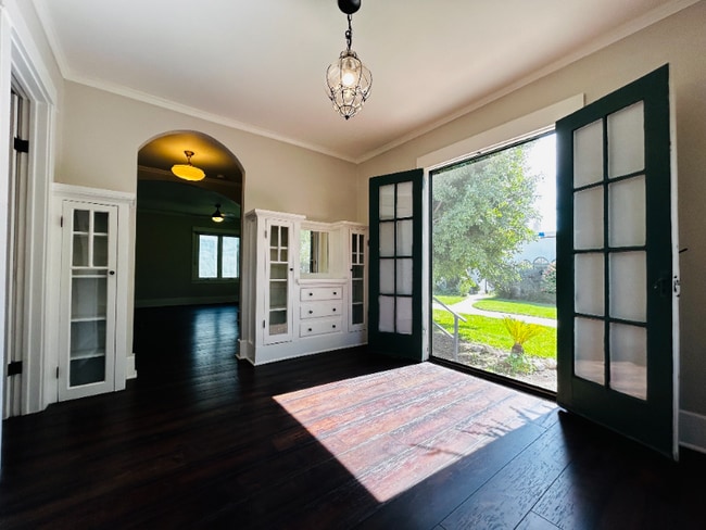 property at 444 S Euclid Ave