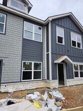 Dawson Creek in Sevierville, TN - Building Photo - Building Photo