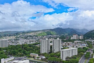 1200 Queen Emma St in Honolulu, HI - Building Photo - Building Photo