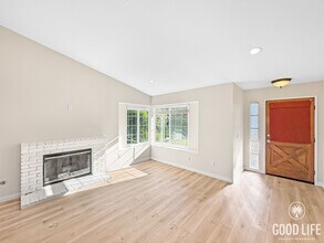 602 Maybritt Cir in San Marcos, CA - Building Photo - Building Photo