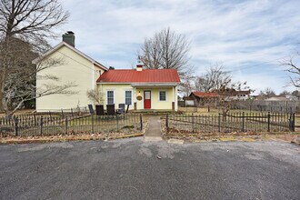 1612 N Miles St in Elizabethtown, KY - Building Photo - Building Photo