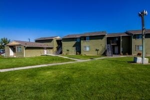 property at 405 SW 11th St